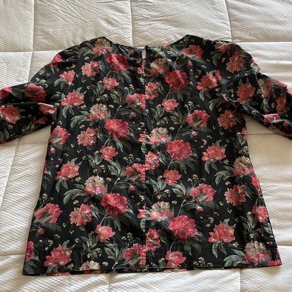 Antonio Melani Floral rusched sleeved top - Picture 5 of 8